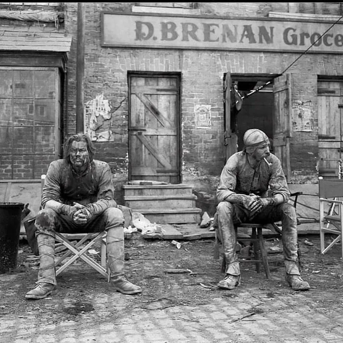 Leonardo Dicaprio And Daniel Day-Lewis On The Set Of \